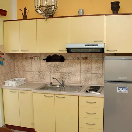 And By The Sea - 3097 Guest house