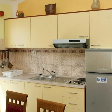 And By The Sea - 3097 Guest house Rogoznica (Sibenik-Knin)