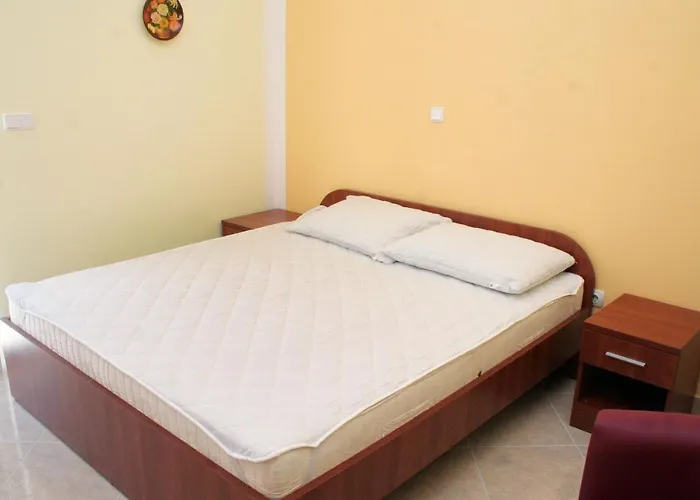 Guest house And By The Sea - 3097